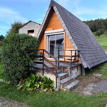 Petit Chalet Avec Terrasse Oust Buitenkant foto